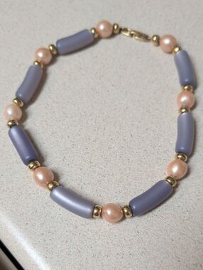 Vintage Signed Napier Purple Resin & Pink Mabe Faux-Pearl Collar Necklace